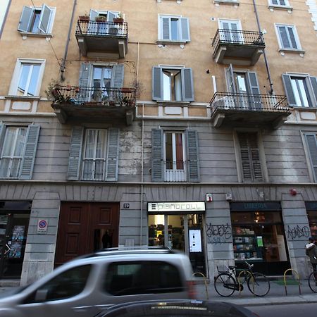 Amazing Apartment In City Center With Balcony Milão Exterior foto